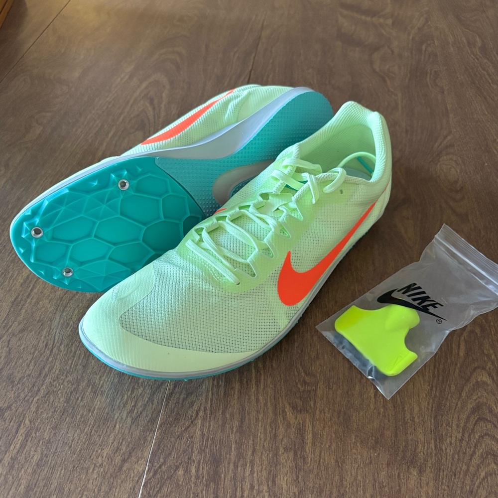 NIB Nike Zoom Rival D 10 men’s track shoes volt green yellow orange size 13